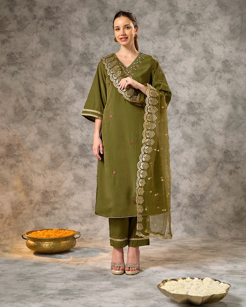 A-line embroidered kurta set - Lime
