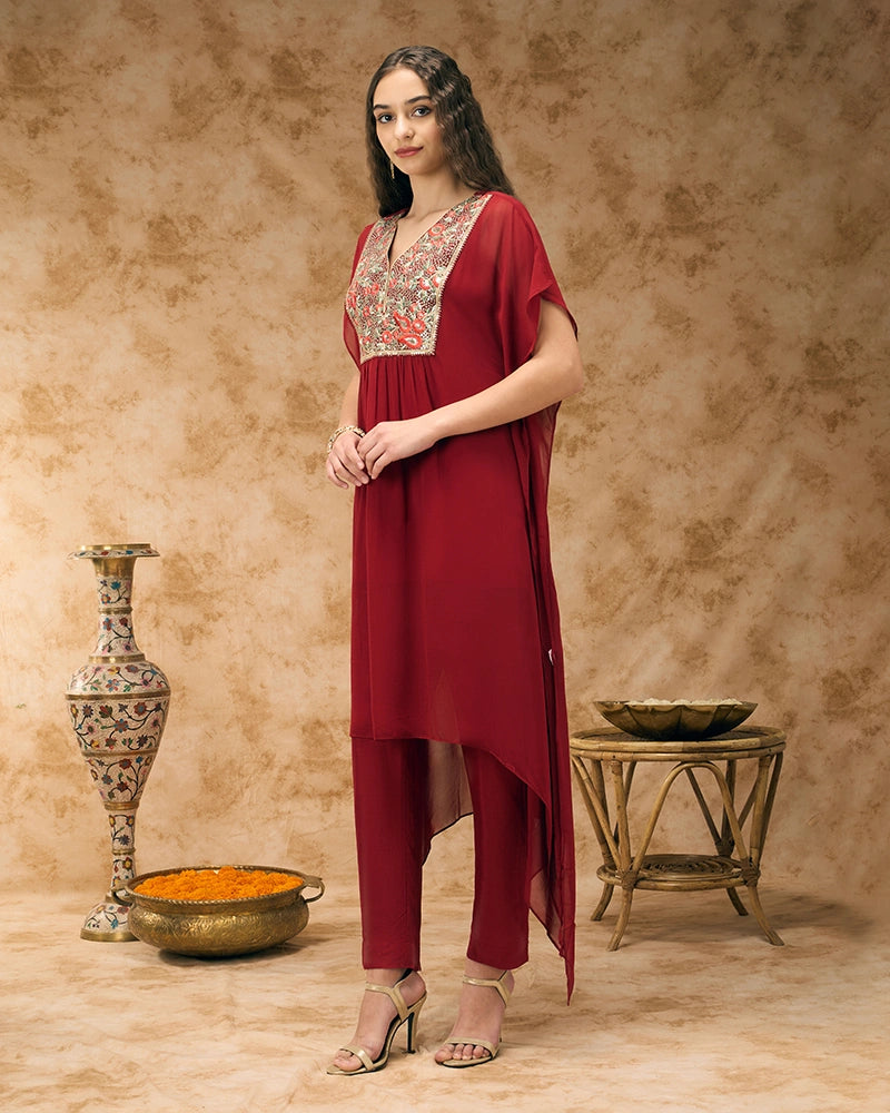 Embroidered yoke kaftan set - Red