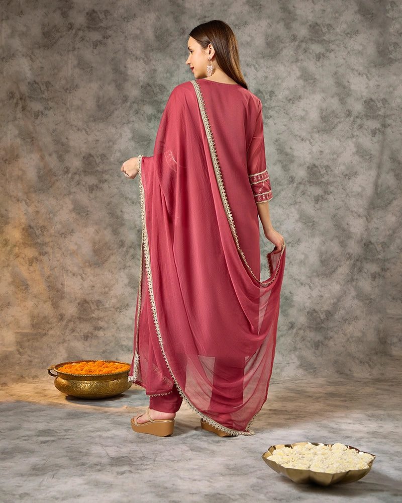Placement Embroidered Round Neck Kurta Set with Pant and Dupatta - Pink