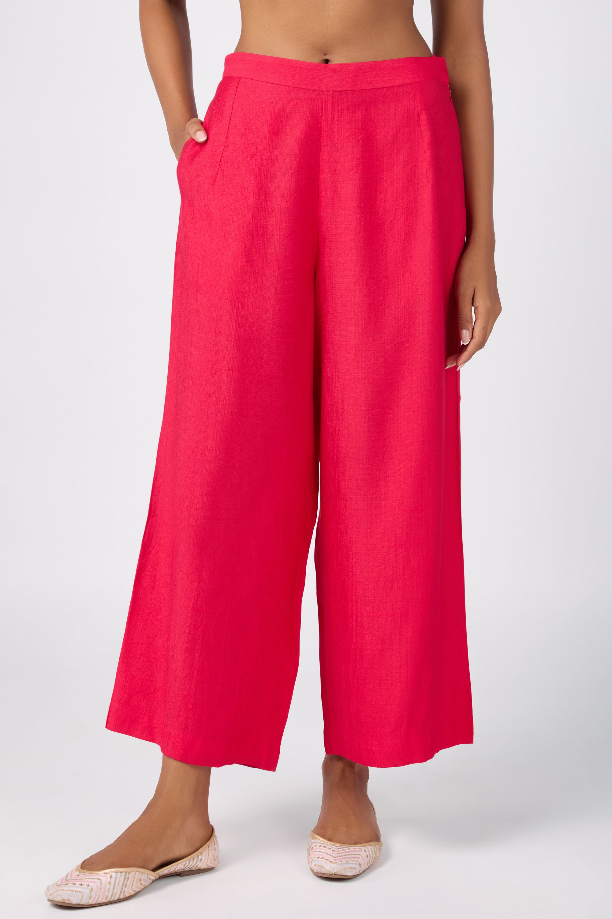 All-over embroidered co-ord set with 3/4 sleeves with slits.