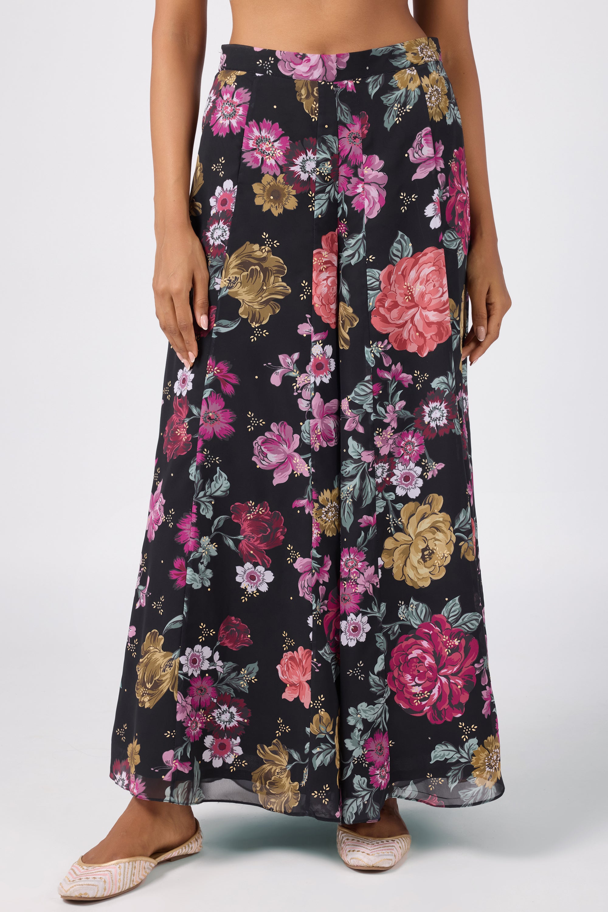 SALWAR KURTA DUPATTA (SKD)