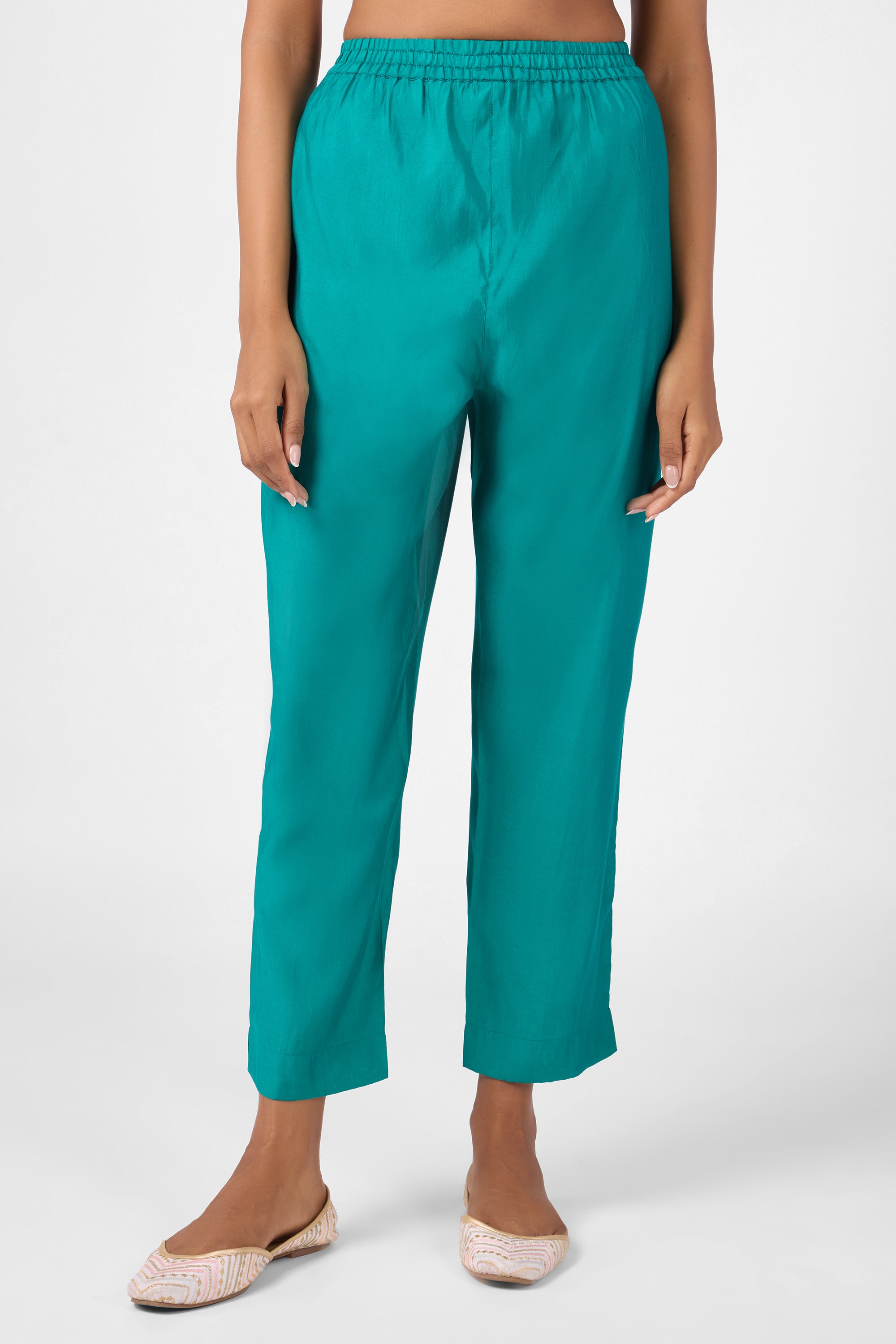 SALWAR KURTA DUPATTA (SKD)