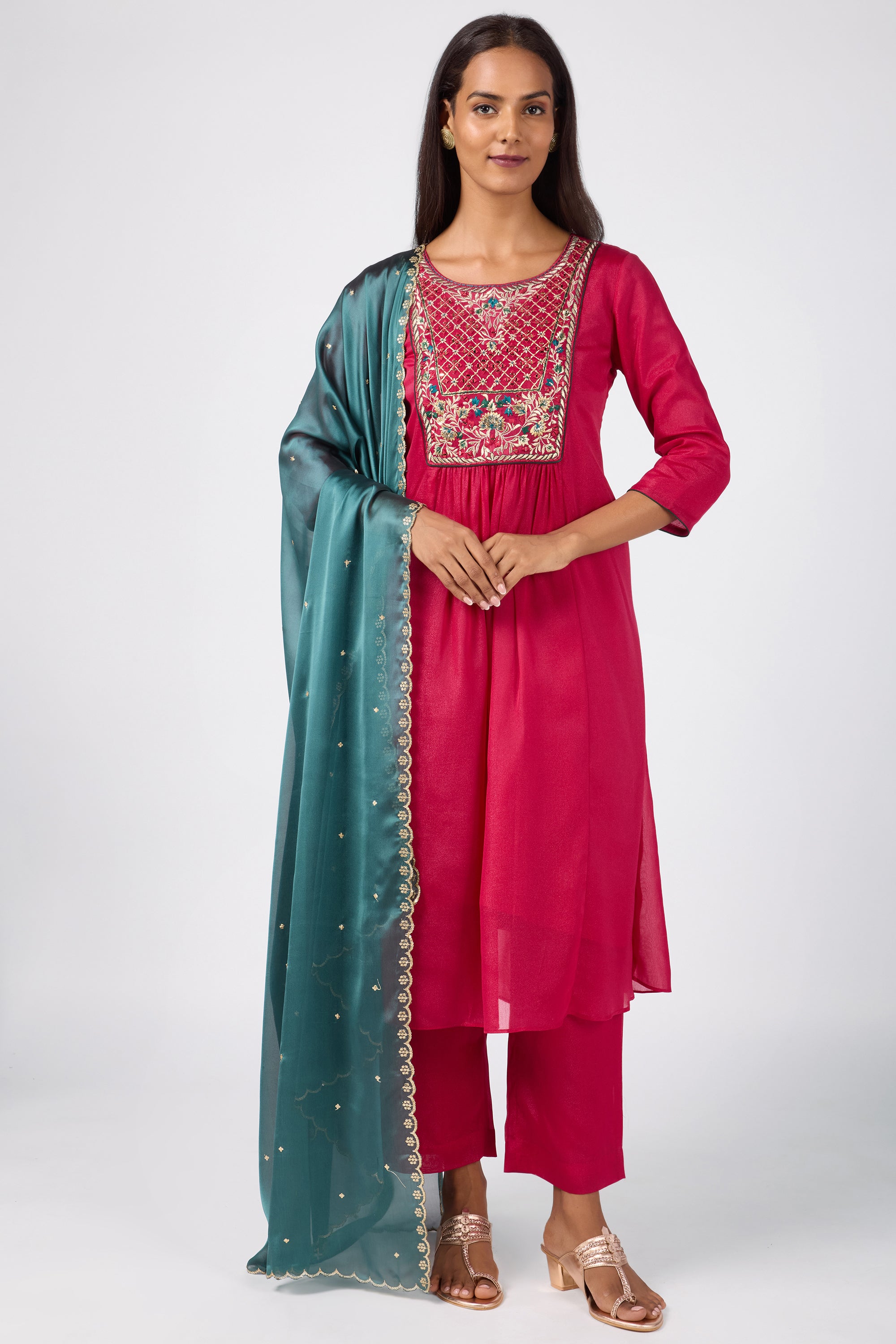 SALWAR KURTA DUPATTA (SKD)