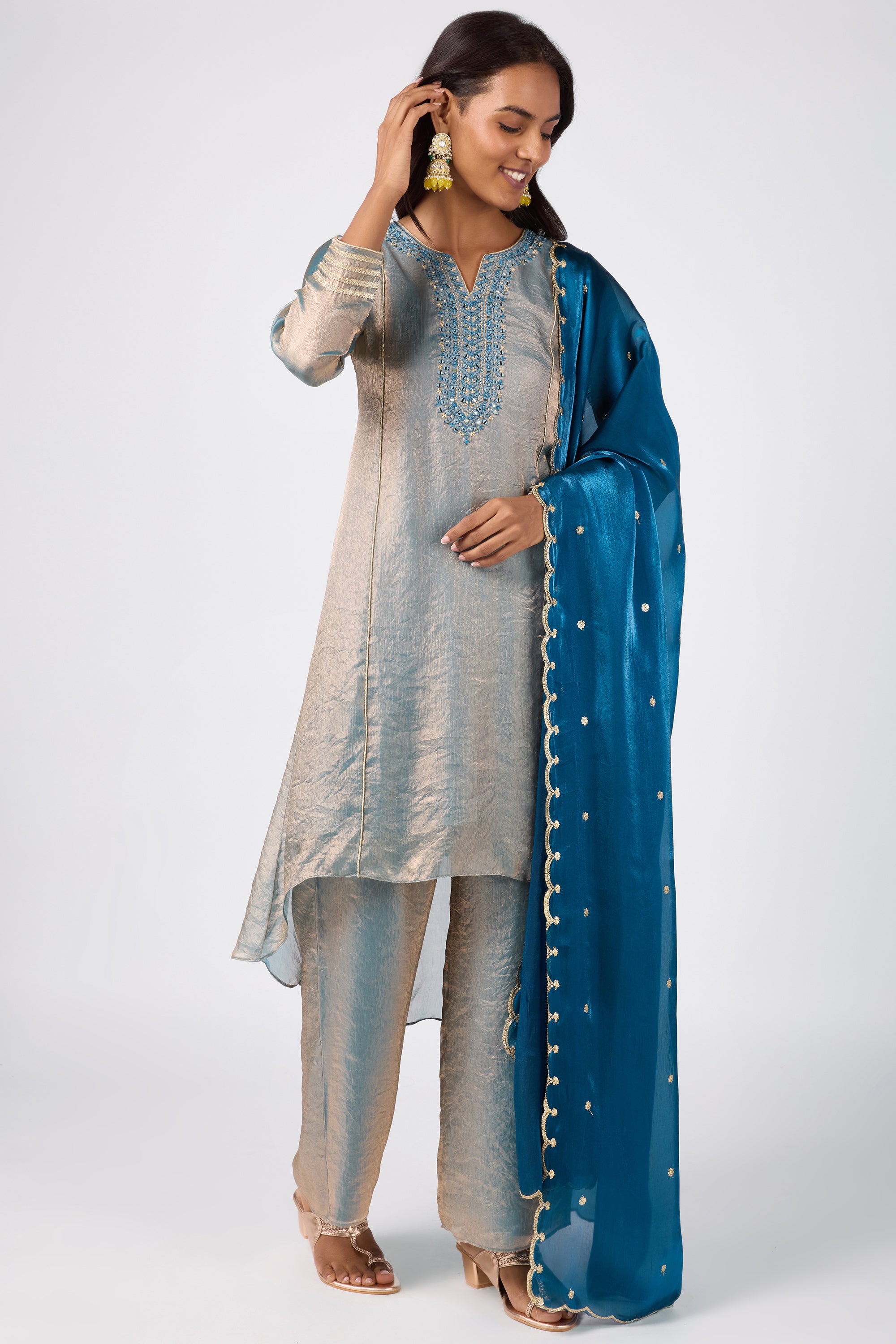 SALWAR KURTA DUPATTA (SKD)